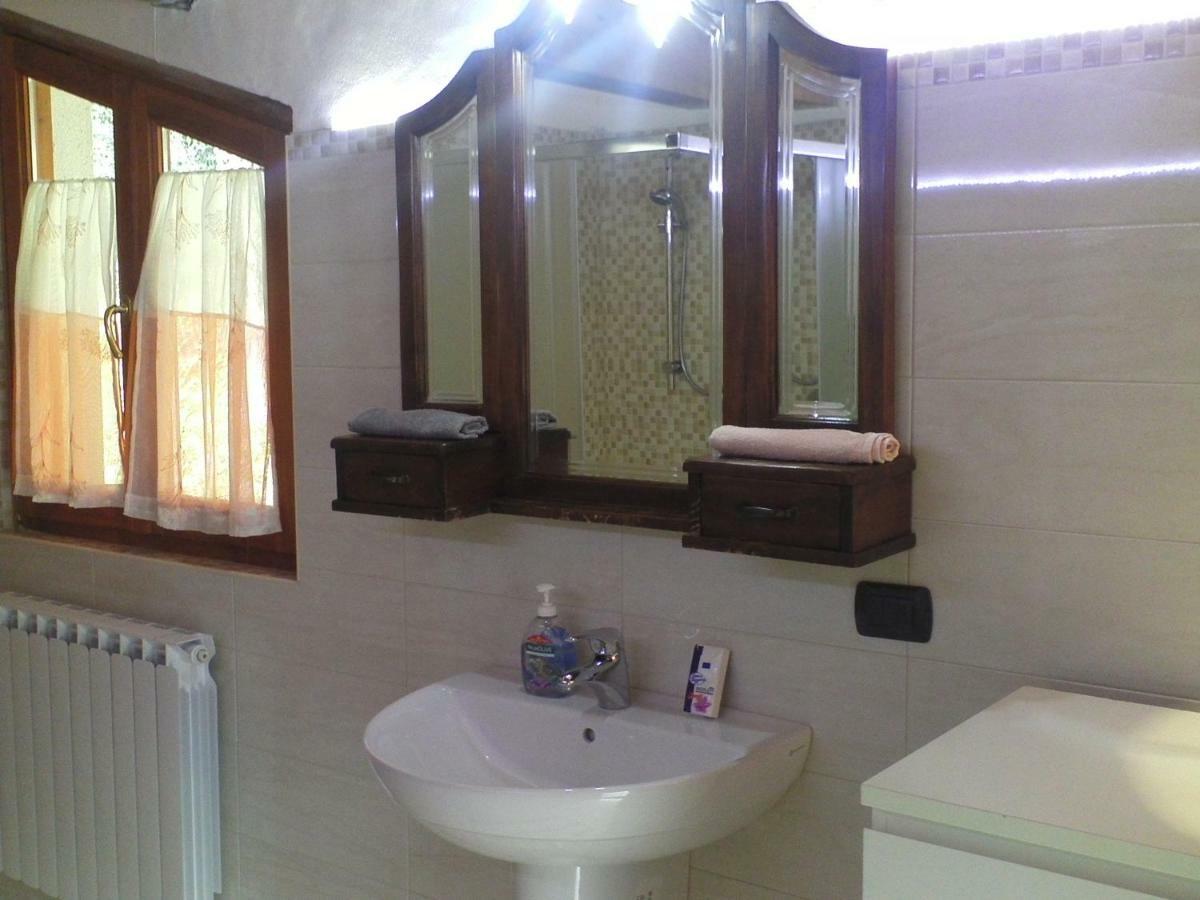 B&B I Ghiri Canzo ภายนอก รูปภาพ